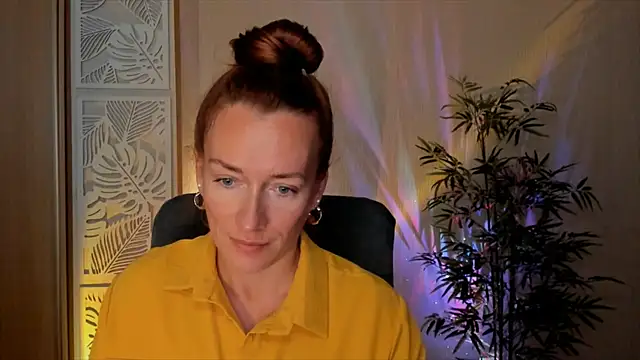 Snapshot of RebeccaMartinez chatting on July 2026 06:22:02 AM RebeccaMartinez online show from July 2026 06:22:02 AM