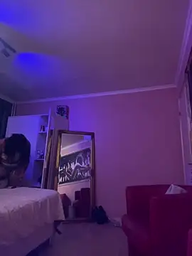 Snapshot of sophiahot_thick chatting on October 2025 04:07:01 PM sophiahot thick online show from October 2025 04:07:01 PM