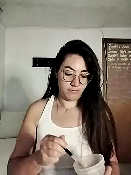 Snapshot of katha_steele_ chatting on February 2025 09:20:02 AM katha steele online show from February 2025 09:20:02 AM