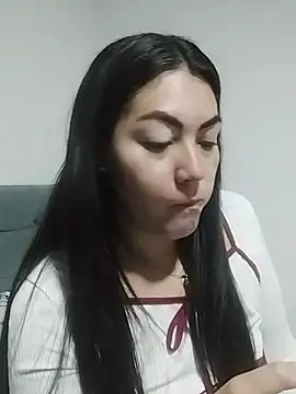 katha steele  online show from October 2025 10:01:01 AM