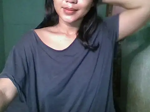 Snapshot of _smiling4u_ chatting on October 2025 09:05:02 PM smiling4u online show from October 2025 09:05:02 PM