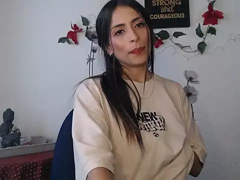 Liamiler01  online show from December 2024 03:22:02 PM