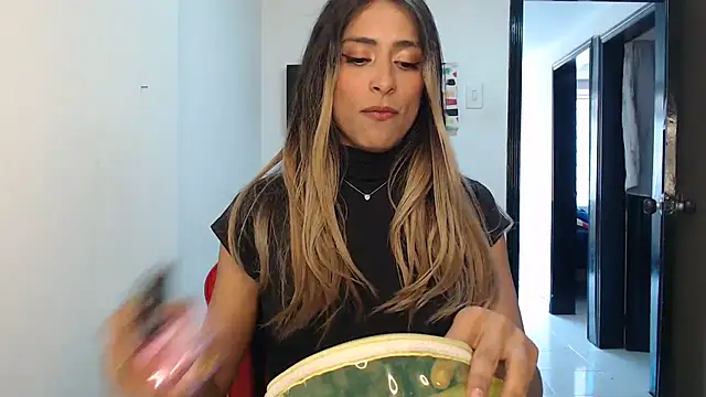 Liamiler01  online show from October 2025 03:12:02 PM