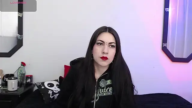 Snapshot of Amy_Aloqua chatting on September 2025 03:28:01 PM Amy Aloqua online show from September 2025 03:28:01 PM