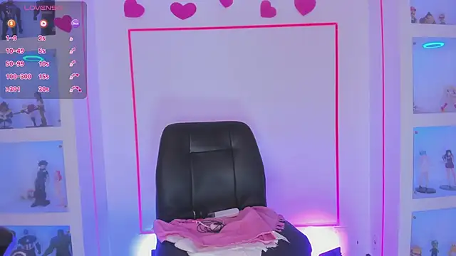 MalaikaBrown online show from March 2025 06:30:01 PM