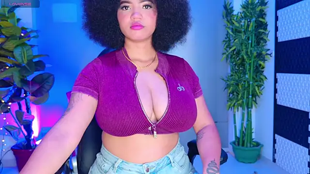 MalaikaBrown online show from October 2025 12:20:01 PM