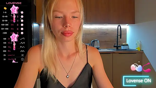 Olivia Bells online show from September 2025 10:09:02 PM