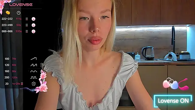 Olivia Bells online show from October 2025 09:27:02 PM