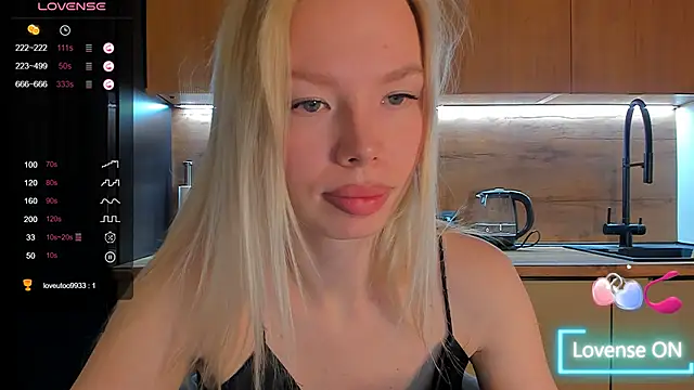 Olivia Bells online show from April 2026 10:03:02 PM