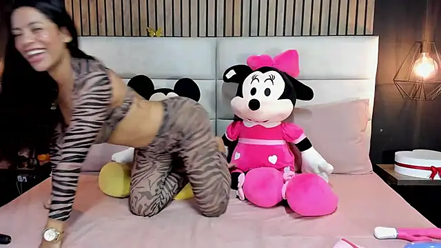 NiicolleMiller online show from February 2025 04:36:02 PM