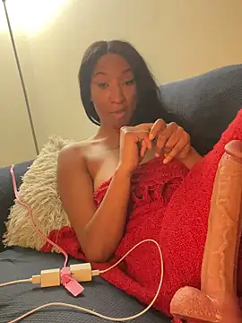 Snapshot of Iceblanca chatting on November 2025 01:30:02 AM Iceblanca online show from November 2025 01:30:02 AM