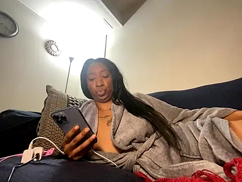 Iceblanca online show from December 2025 07:35:01 AM