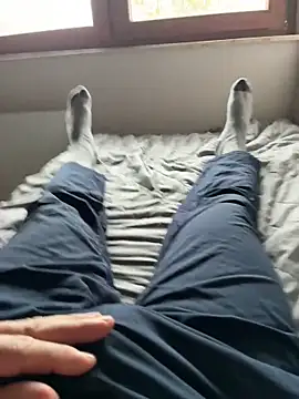 vanjbi45 online show from November 2025 11:58:01 AM