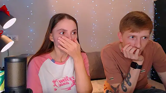 juliaanddima online show from December 2024 08:54:02 PM