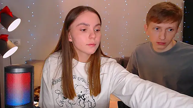 juliaanddima online show from December 2024 12:53:01 AM