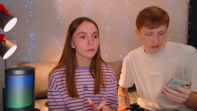 juliaanddima online show from December 2024 10:58:02 PM