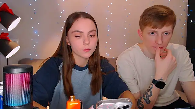 juliaanddima online show from December 2024 09:22:02 PM