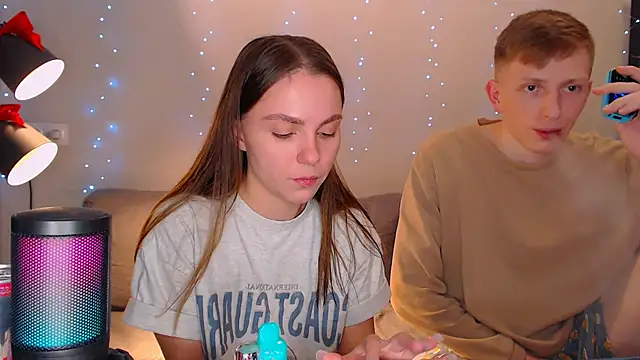 juliaanddima online show from December 2024 10:16:02 PM