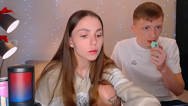 juliaanddima online show from February 2025 07:35:01 AM