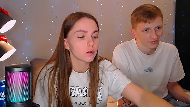 juliaanddima online show from February 2025 12:37:01 AM