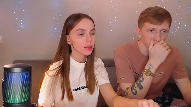 juliaanddima online show from March 2025 12:05:02 AM