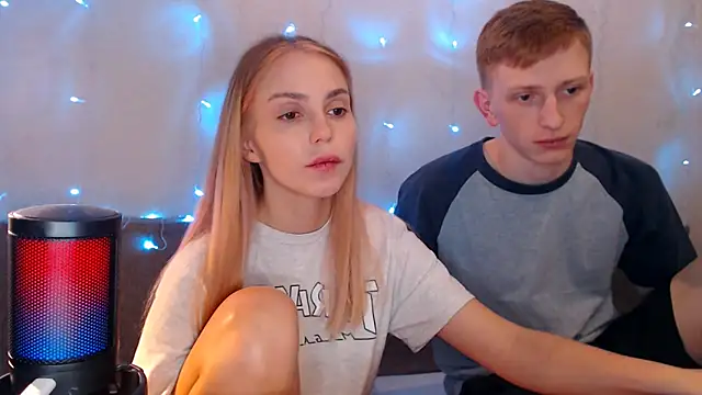 juliaanddima online show from September 2025 01:16:02 AM