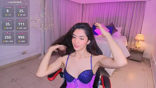 miiaa evans online show from January 2025 04:03:01 AM