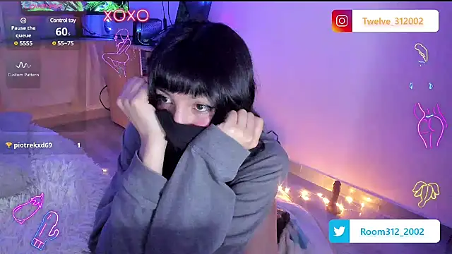 Snapshot of Room312_ chatting on December 2024 03:00:02 AM Room312 online show from December 2024 03:00:02 AM