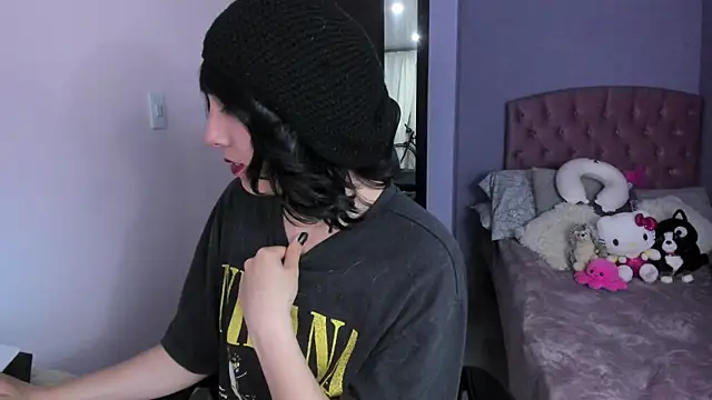 Snapshot of Room312_ chatting on February 2025 01:44:02 AM Room312 online show from February 2025 01:44:02 AM