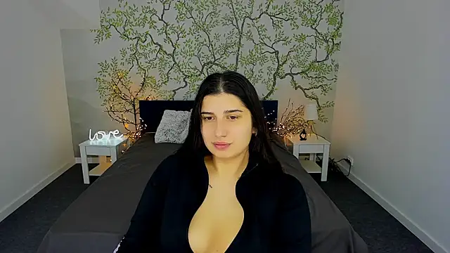 Snapshot of Linda_EX chatting on January 2025 07:10:02 AM Linda EX online show from January 2025 07:10:02 AM