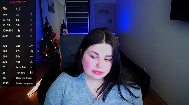 Emily Mo online show from December 2024 09:45:02 AM
