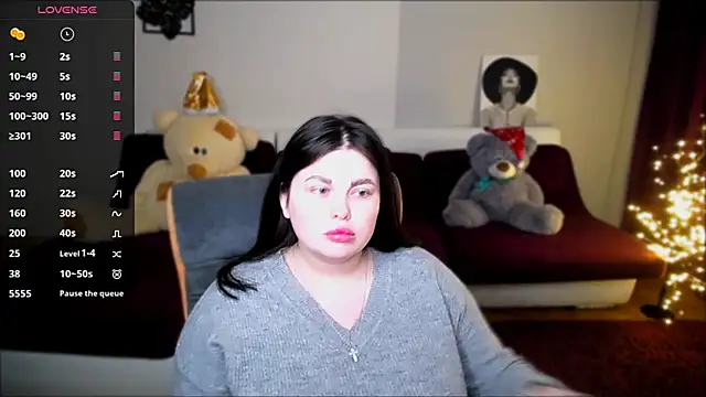 Emily Mo online show from December 2024 06:30:02 AM