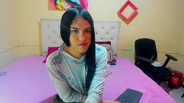 sweet1Girl online show from December 2024 12:22:02 PM