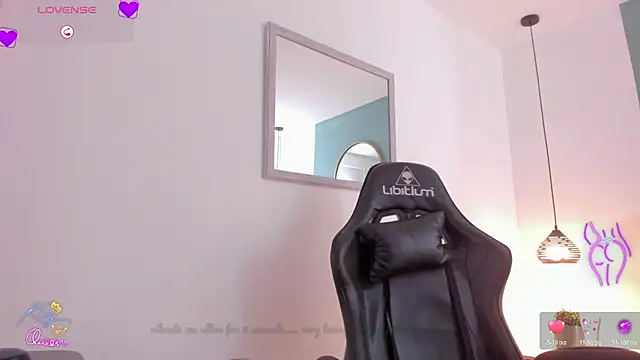 lucy blue28 online show from April 2026 01:00:02 PM