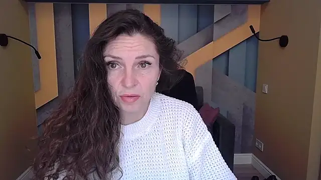 EllaLong online show from October 2025 11:33:02 AM