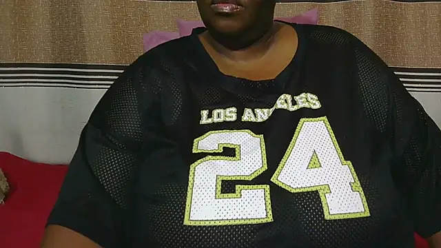 BustyyGoddess online show from November 2025 08:33:02 PM