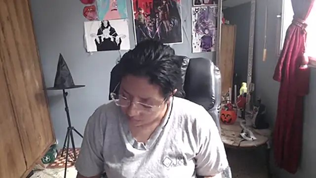 DanelyLopez online show from October 2025 08:20:01 PM