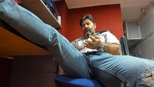 Maxi TheBigDaddy online show from February 2025 04:21:01 PM