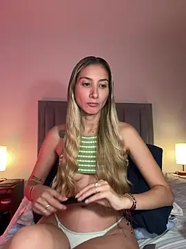 DanikRosse online show from March 2026 03:33:01 AM