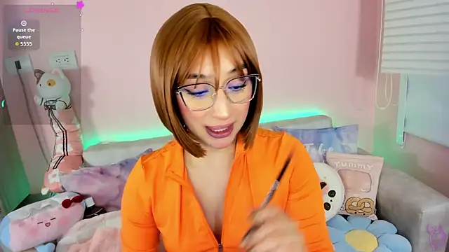 tinysara online show from March 2026 04:15:01 PM