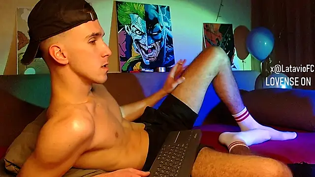 Midnighter  online show from December 2024 12:38:01 PM