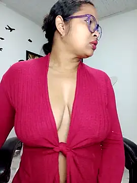 Snapshot of chalohott chatting on September 2025 10:59:02 AM chalohott online show from September 2025 10:59:02 AM