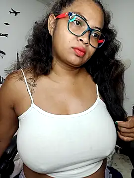 Snapshot of chalohott chatting on April 2026 10:36:01 AM chalohott online show from April 2026 10:36:01 AM