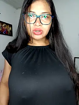 Snapshot of chalohott chatting on July 2026 10:24:01 AM chalohott online show from July 2026 10:24:01 AM