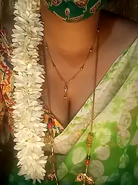 tuttifrutti17 online show from February 2025 05:26:01 PM