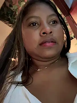 Snapshot of lunahot__07 chatting on January 2025 12:02:02 PM lunahot 07 online show from January 2025 12:02:02 PM