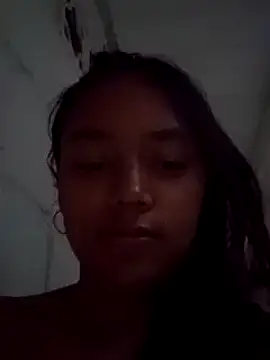 Snapshot of Chiara_petterson chatting on December 2024 04:34:01 PM Chiara petterson online show from December 2024 04:34:01 PM