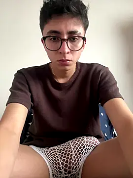 CamiRojas boy online show from October 2025 08:53:02 PM