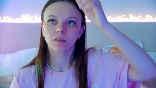 ElisabethDavis online show from January 2025 12:28:01 AM