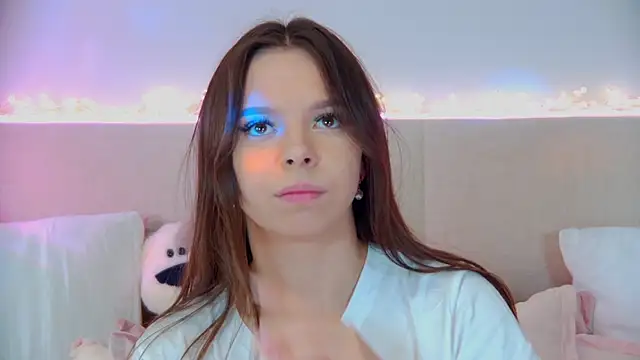 ElisabethDavis online show from March 2025 10:21:01 PM